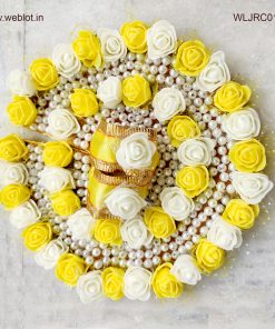 WEBLOT-Beautiful-white-yellow-rose-dress-for-laddoo-gopal-pic2.jpg